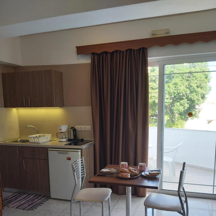 Bay View Apartment ฟาลิรากี ภายนอก รูปภาพ