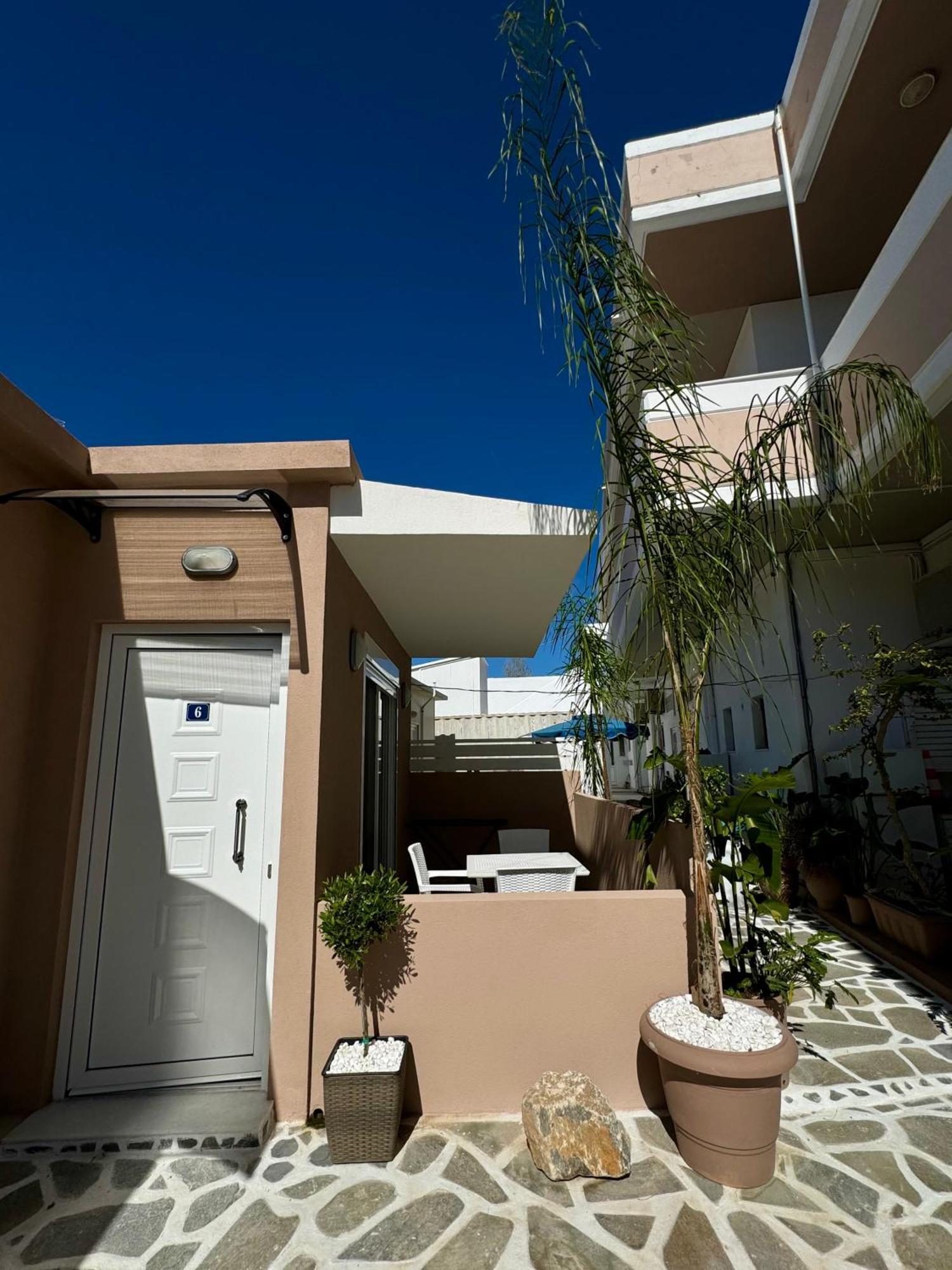 Bay View Apartment ฟาลิรากี ภายนอก รูปภาพ