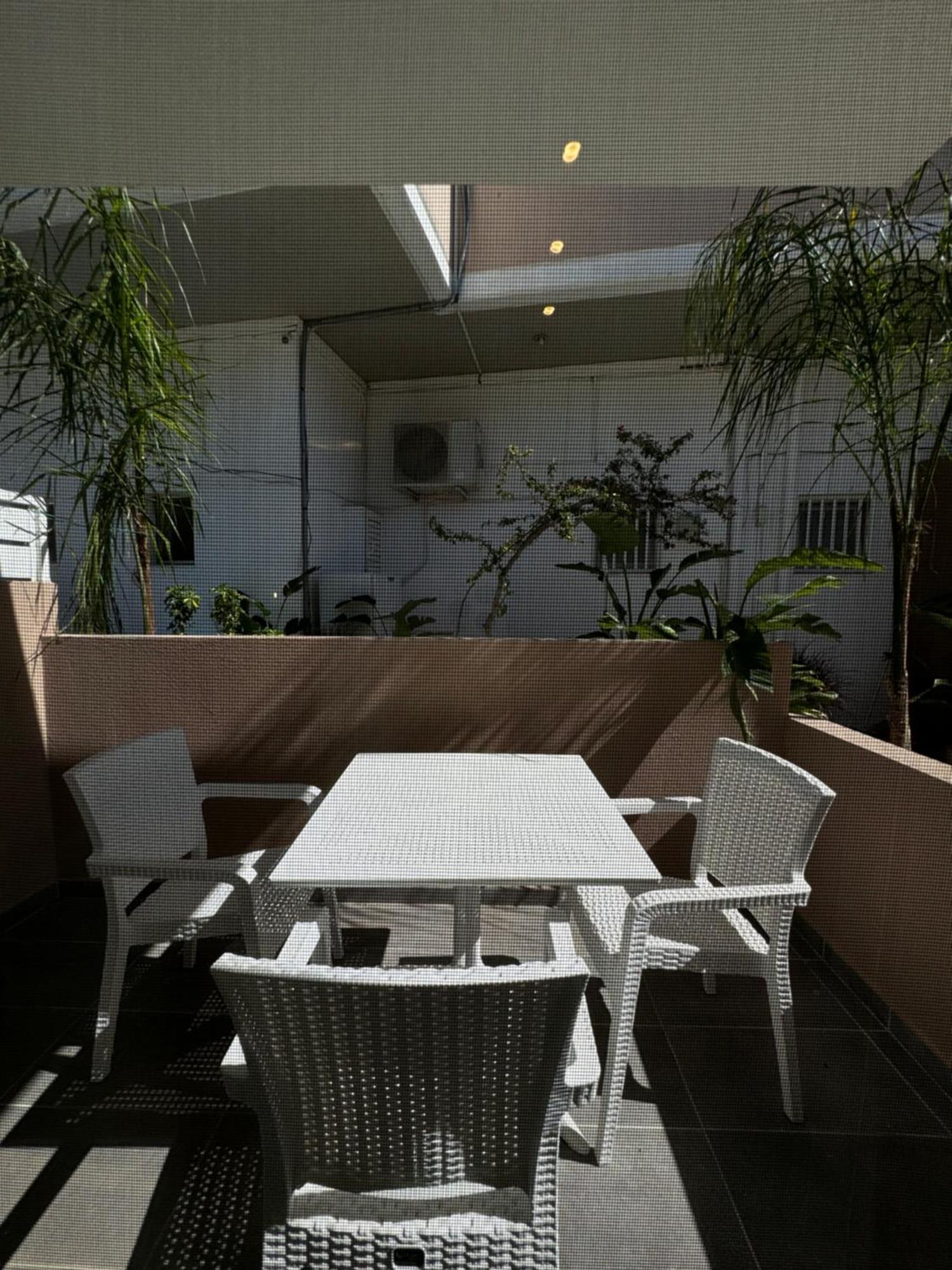 Bay View Apartment ฟาลิรากี ภายนอก รูปภาพ