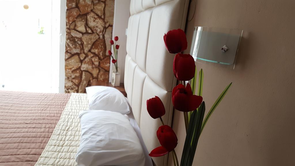 Bay View Apartment ฟาลิรากี ภายนอก รูปภาพ